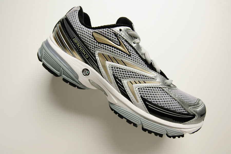 Karhu Stron