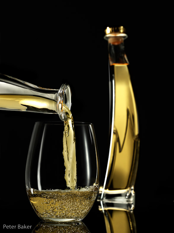 blk gold pour